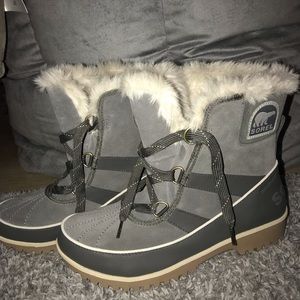 Sorel winter boots (women’s)